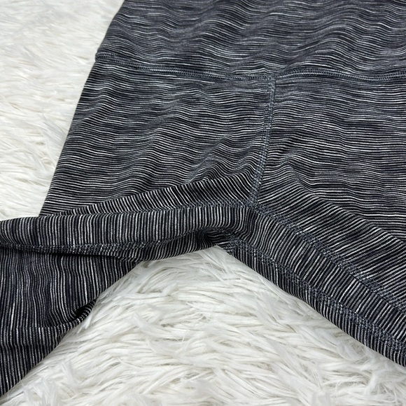 Lululemon Align Crop *21" Wee Are From Space Dark Carbon Ice Grey - Picture 3 of 7